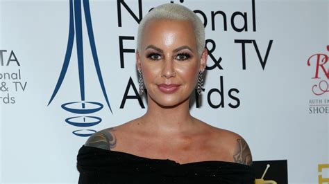 amber rose shaved head|Amber Rose Totally Transforms With New Long Hair .